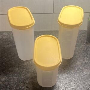 Tupperware Modular Mates Yellow Lid Food Storage Containers. Exc condition